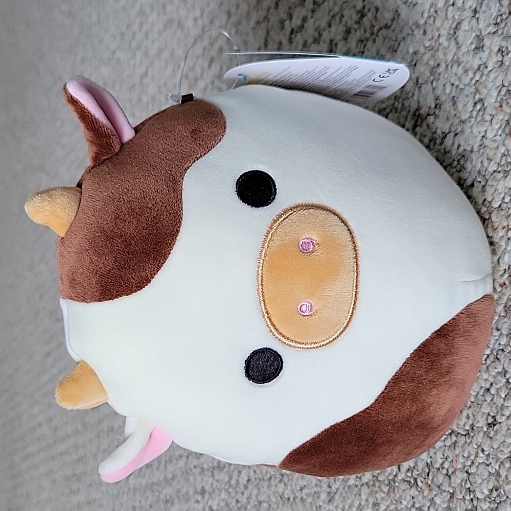 SQUISHMALLOWS - RONNIE THE COW